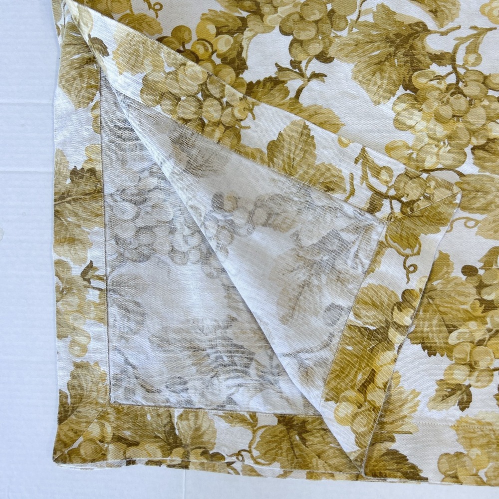 Williams Sonoma Tablecloth 56" X 72" Linen & Cotton Yellow Grapes French Country - Picture 7 of 8